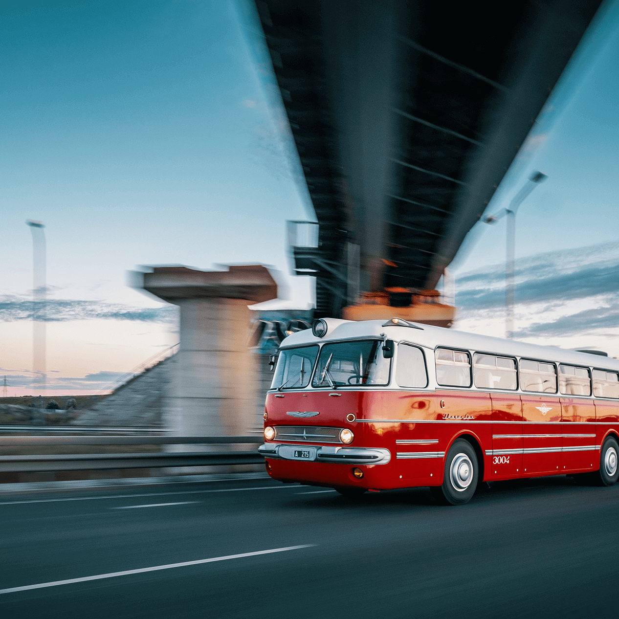 Ikarus Lux